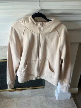 Women's Cream Zip-Up Hoodie Sweatshirt